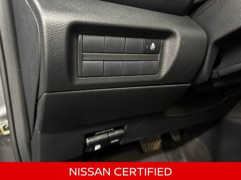 Certified 2024 Nissan Kicks SR w/ SR Premium Package FWD image 27