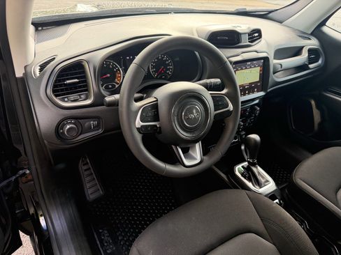 Used 2023 Jeep Renegade Latitude AWD/4WD image 27