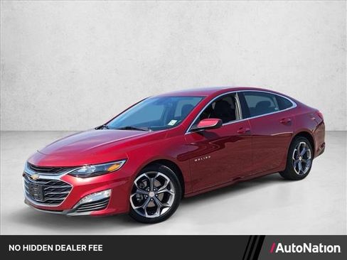 Used 2024 Chevrolet Malibu LT FWD image 1