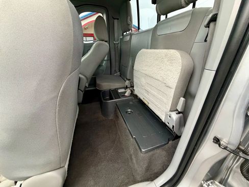 Used 2014 Toyota Tacoma 2WD Access Cab w/ SR5 Package image 16