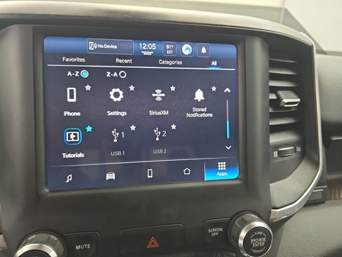 Used 2022 RAM 1500 Big Horn AWD/4WD image 32