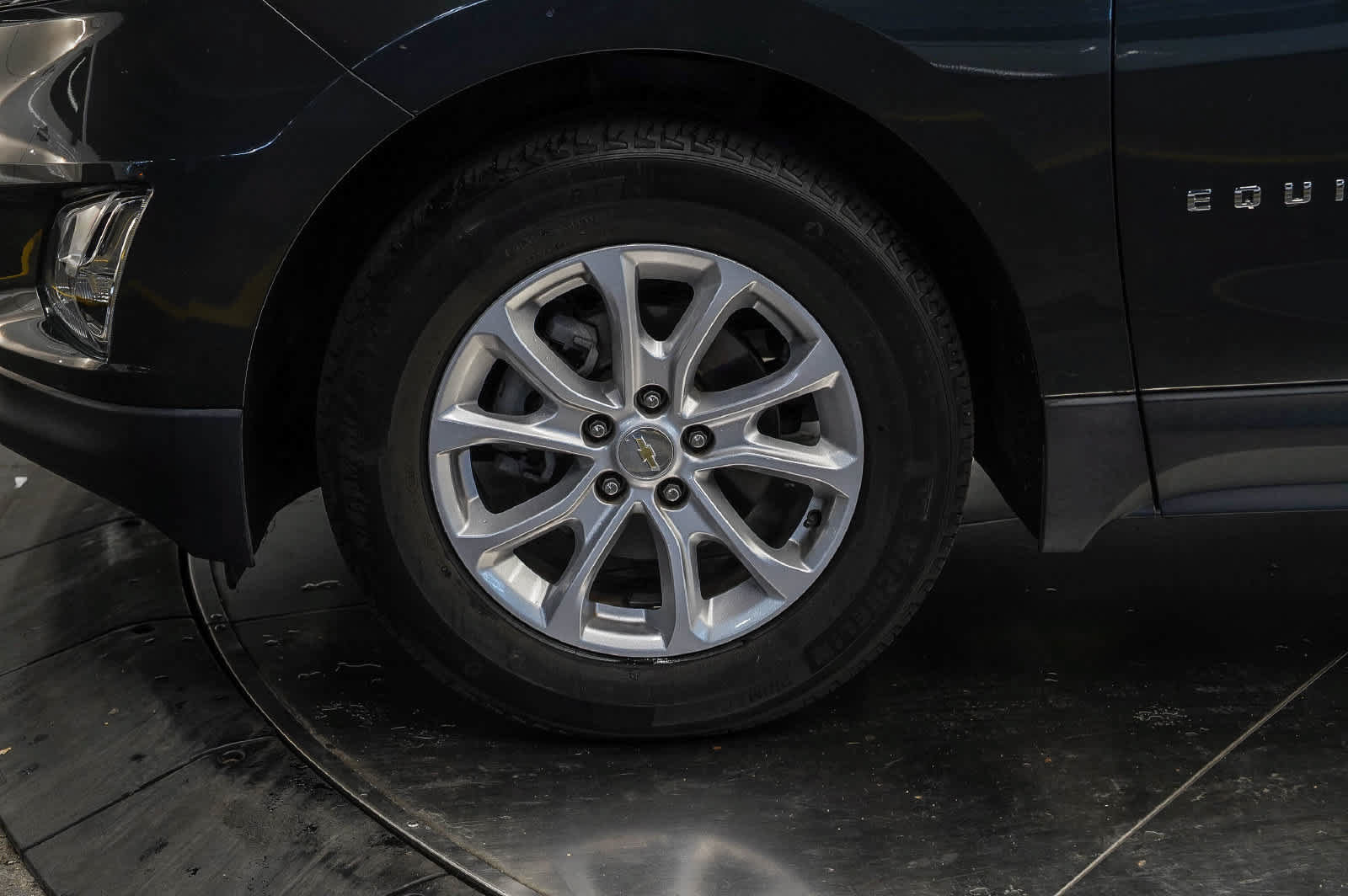 Used 2020 Chevrolet Equinox LS w/ LS Convenience Package FWD image 9