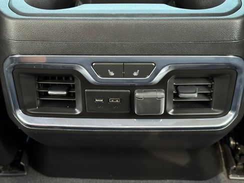 Used 2021 Chevrolet Silverado 2500 High Country w/ Technology Package AWD/4WD image 30