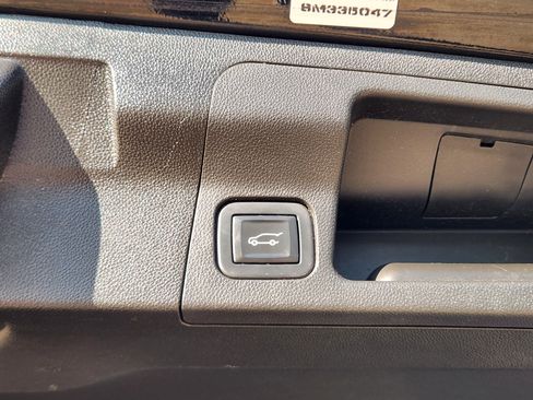 Used 2019 GMC Acadia SLT image 41