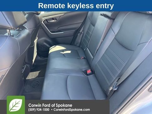 Used 2022 Toyota RAV4 XLE Premium AWD/4WD image 10
