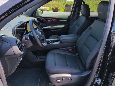 Certified 2025 Chevrolet Traverse Z71 AWD/4WD image 19