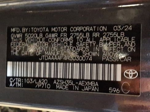 Used 2024 Toyota Crown Limited image 28