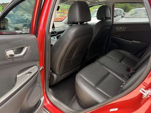 Used 2021 Hyundai Kona Ultimate FWD image 13