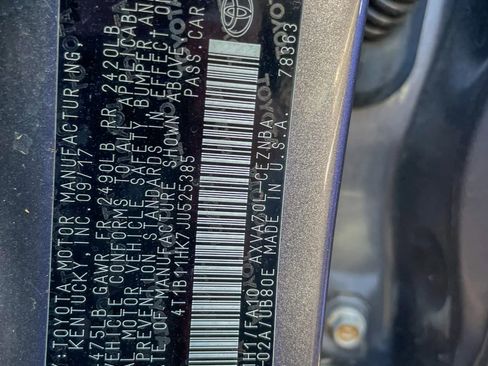 Used 2018 Toyota Camry LE image 54