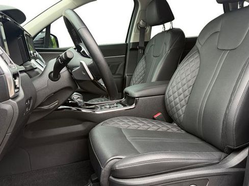 Used 2023 Kia Sorento SX AWD/4WD image 10