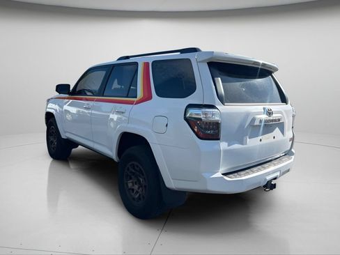 Used 2023 Toyota 4Runner 40th Anniversary SE AWD/4WD image 9