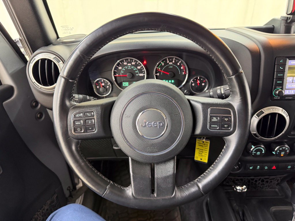 Used 2018 Jeep Wrangler Unlimited Sahara AWD/4WD image 22