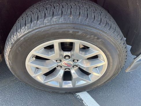 Used 2018 GMC Sierra 1500 SLT image 18