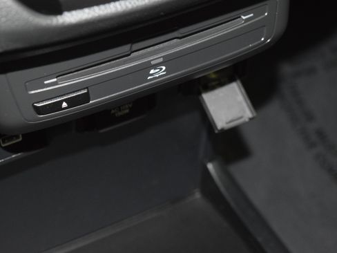 Certified 2023 Honda Odyssey Touring image 22