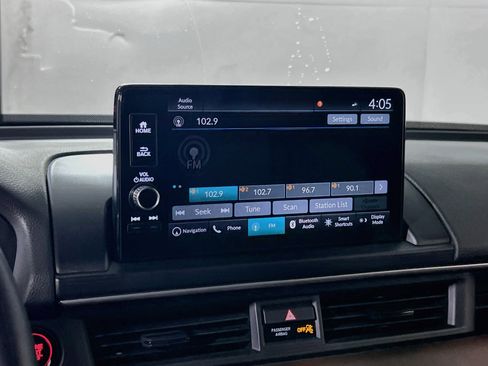 Used 2025 Honda Pilot Elite image 15