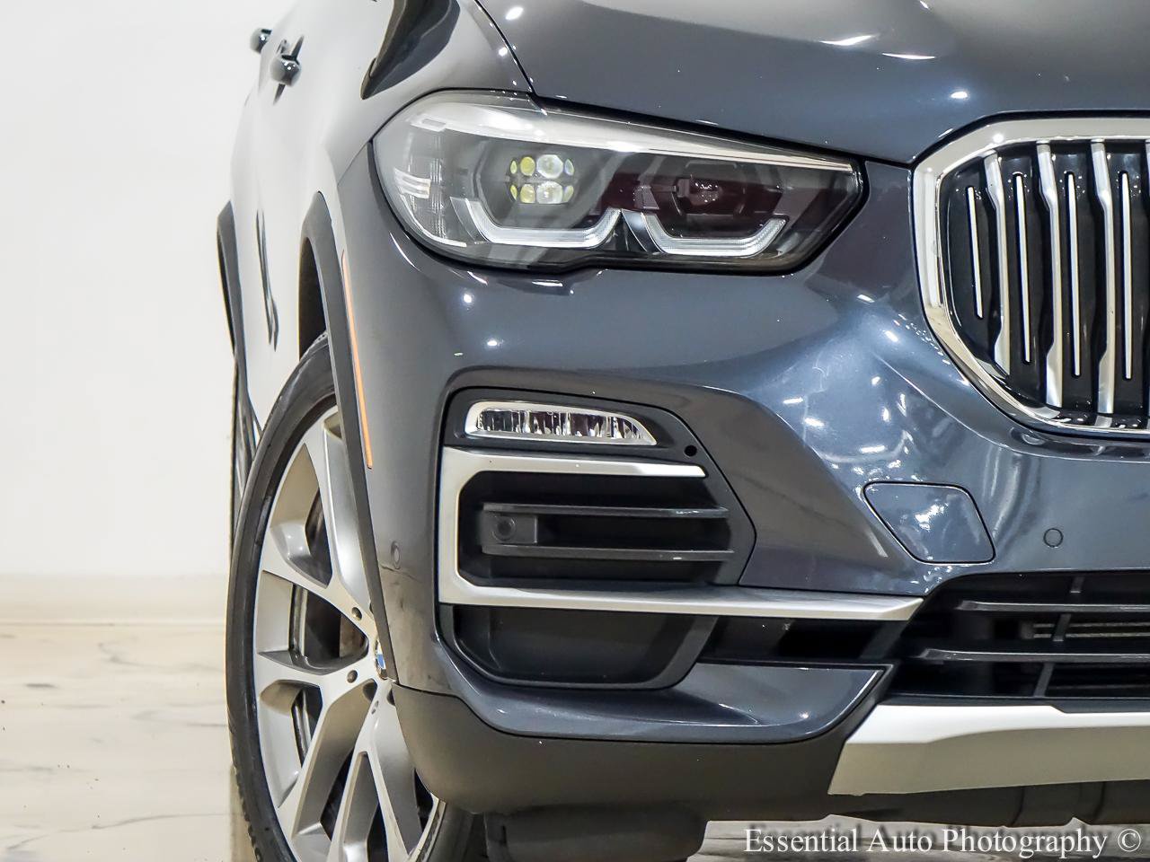 Used 2021 BMW X5 xDrive40i w/ Convenience Package AWD/4WD image 6