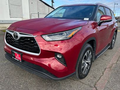 Certified 2024 Toyota Highlander XLE