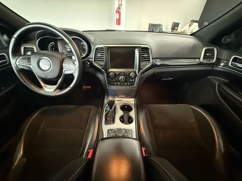 Used 2017 Jeep Grand Cherokee Trailhawk image 21