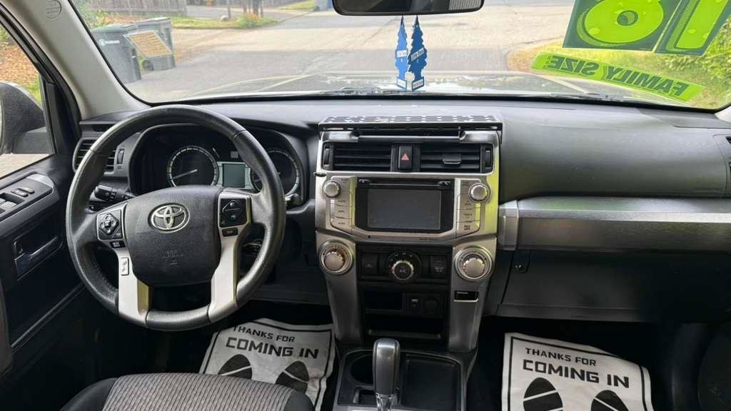 Used 2018 Toyota 4Runner SR5 RWD image 5