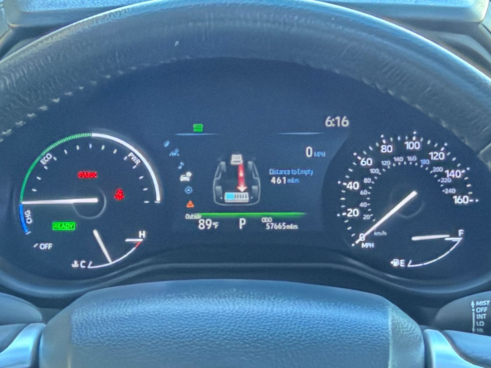 Used 2025 Toyota Sienna XLE FWD image 40