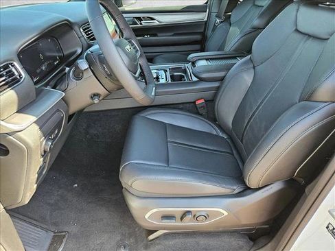 New 2025 Jeep Wagoneer Series II w/ Premium Group I image 4