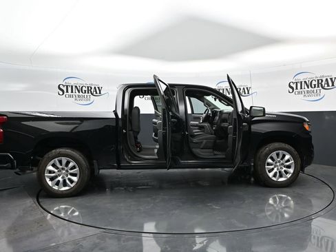 Used 2025 Chevrolet Silverado 1500 Custom RWD image 36