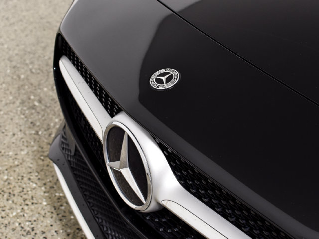 Certified 2023 Mercedes-Benz CLA 250 4MATIC w/ Premium Package image 8