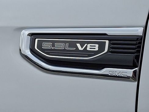 Used 2025 GMC Sierra 1500 SLT image 32