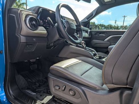 Used 2023 Chevrolet Colorado ZR2 w/ ZR2 Convenience Package III AWD/4WD image 13