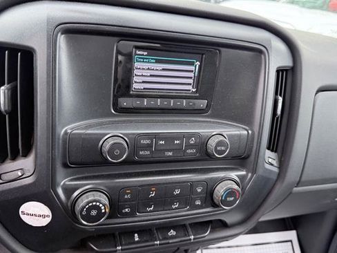 Used 2015 Chevrolet Silverado 2500 W/T w/ Snow Plow Prep Package AWD/4WD image 19