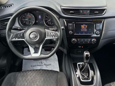 Used 2018 Nissan Rogue S AWD/4WD image 4