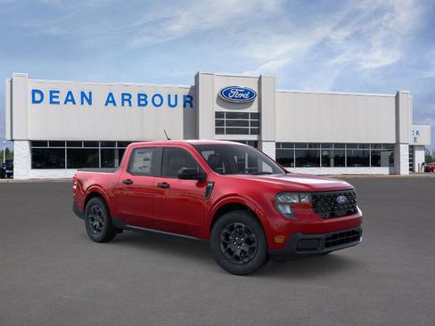 New 2025 Ford Maverick XLT w/ Equipment Group 301A AWD/4WD image 7