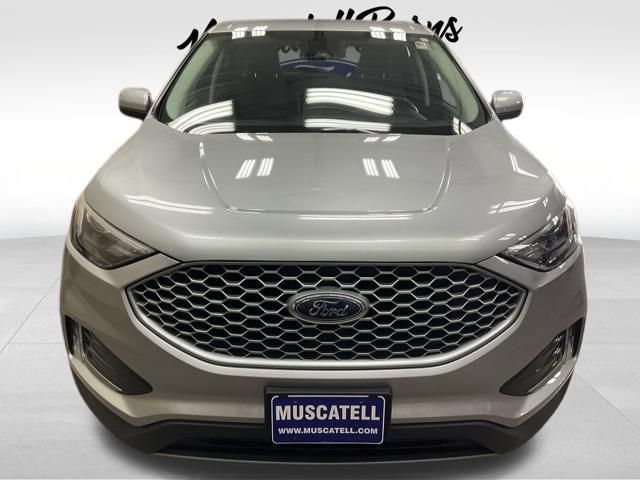 Used 2023 Ford Edge SEL w/ Convenience Package AWD/4WD image 2