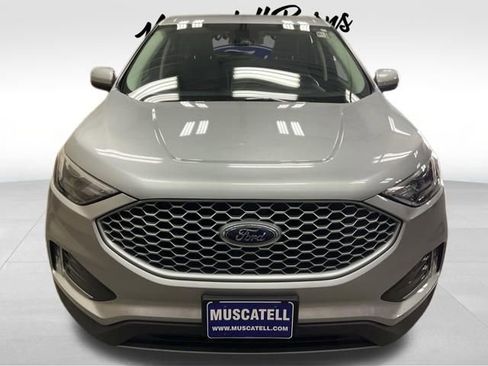Used 2023 Ford Edge SEL w/ Convenience Package AWD/4WD image 2