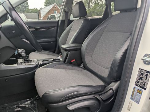 Used 2021 Kia Seltos S AWD/4WD image 23