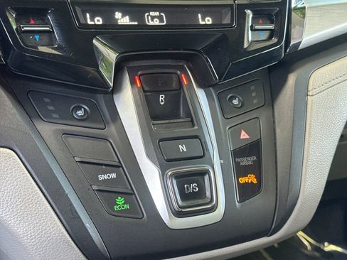 Used 2019 Honda Odyssey EX-L image 16