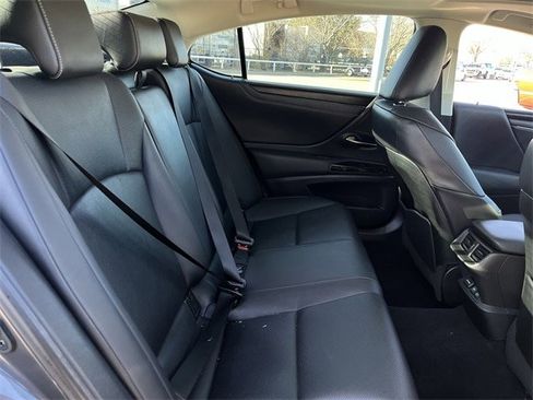 Used 2022 Lexus ES 350 w/ Premium Package image 32