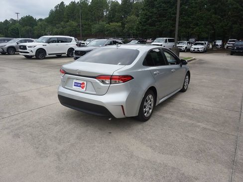 Used 2024 Toyota Corolla LE FWD image 22