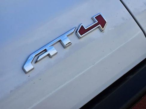 New 2026 GMC Acadia AT4 w/ Luxury Package image 8