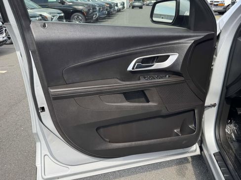 Used 2011 Chevrolet Equinox LT w/ Driver Convenience Package image 22