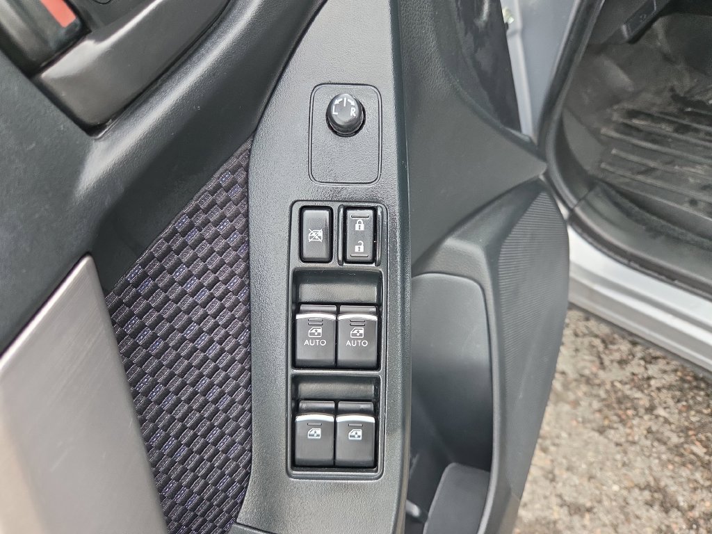 Used 2018 Subaru Forester 2.5i Premium AWD/4WD image 24