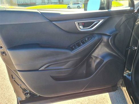 Used 2022 Subaru Forester Premium image 18