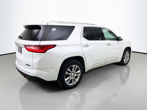 Used 2020 Chevrolet Traverse High Country image 8