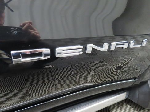 Used 2025 GMC Sierra 1500 Denali Ultimate image 61