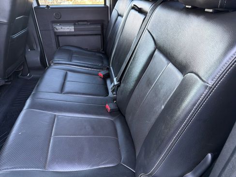 Used 2015 Ford F350 Lariat w/ Chrome Package image 11