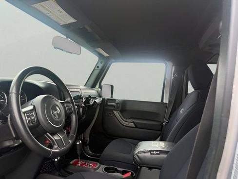 Used 2018 Jeep Wrangler Unlimited Sport S AWD/4WD image 9