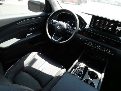 Certified 2026 Honda Pilot Elite image 9