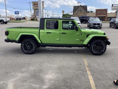 New 2026 Jeep Gladiator Sport