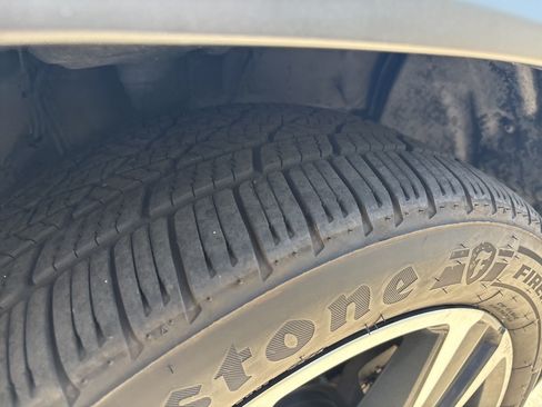 Used 2019 Lexus UX 250h w/ Premium Package AWD/4WD image 12