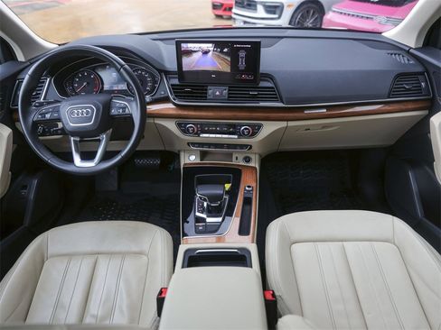 Used 2022 Audi Q5 2.0T Premium image 31